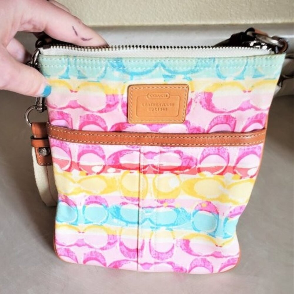 Euc Rare Coach Watercolor Crossbody Shoulder Purse m